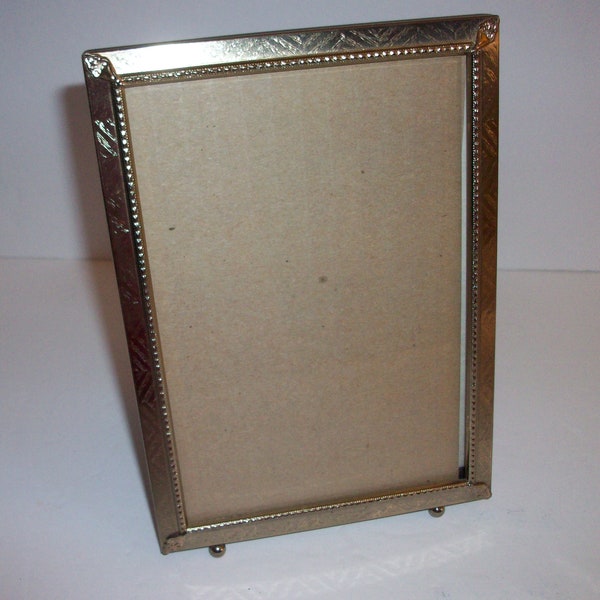 Vintage Gold Colored Metal Photo Frame with Ball Feet, Easel Back Picture Frame for a 5" x 7" Picture, Home Decor, Decorative Frames