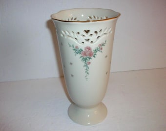 Lenox &quot;Petite Rose&quot; Pierced Small Bouquet Vase, Vintage Porcelain Gold Trim Vase, Flower Arranging, Home Decor