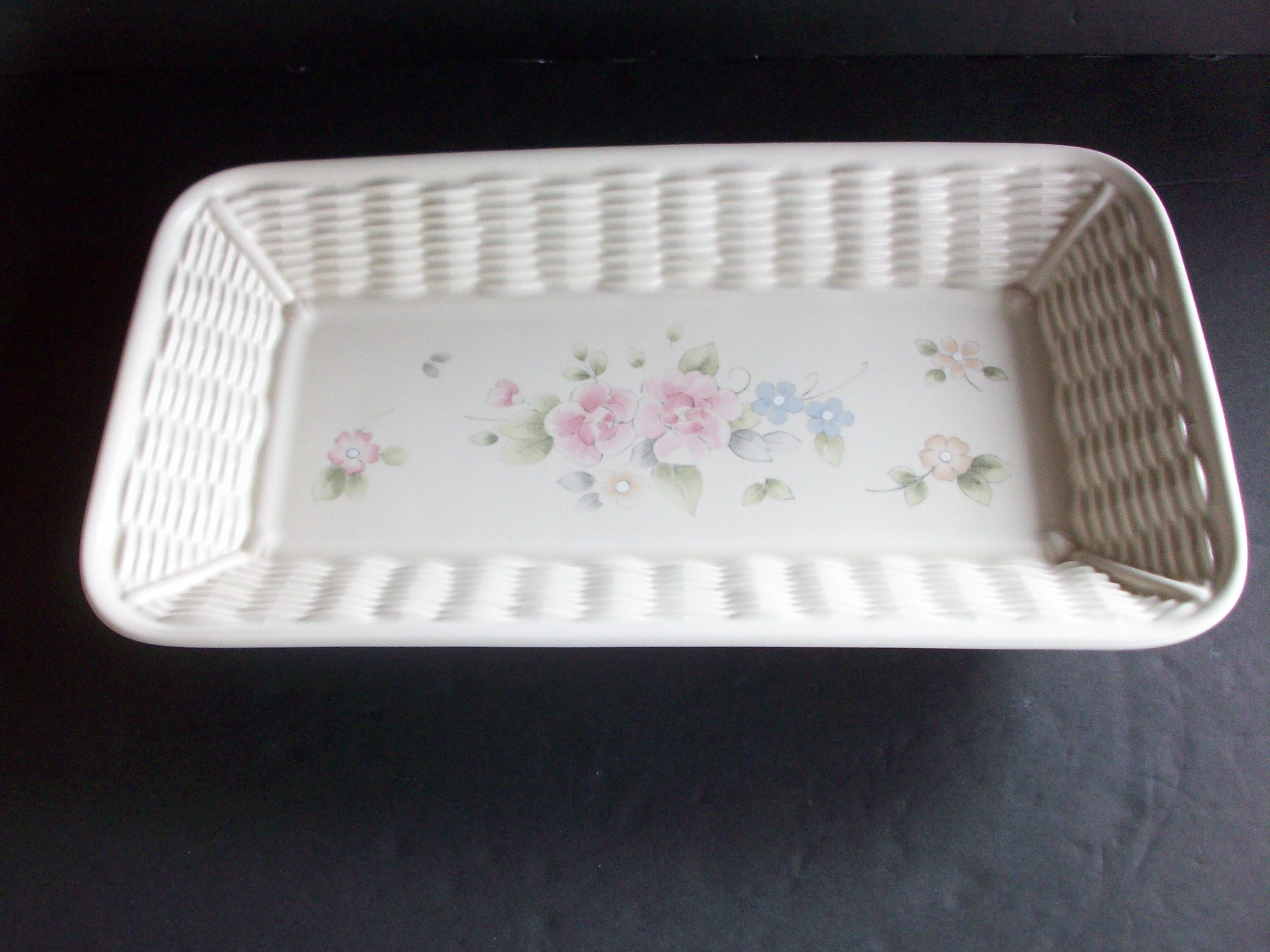 Pfaltzgraff rose top