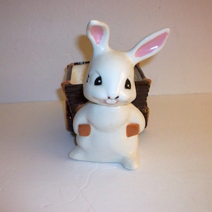White Bunny with Cart Planter, Vintage Ceramic Rabbit with Wheelbarrow Decorative Container for Flower Arrangement