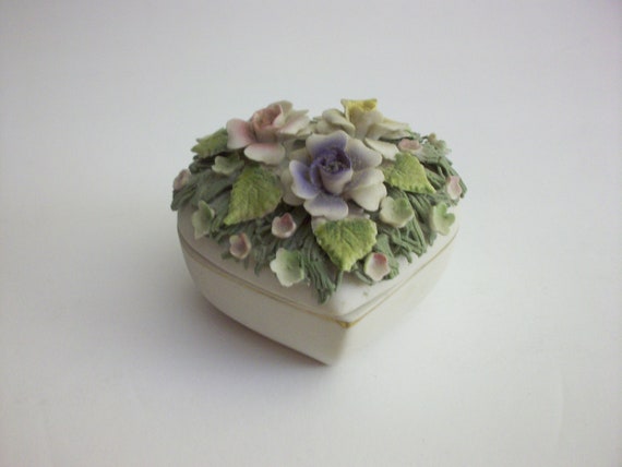 Lefton China Floral Heart Trinket Box, Vintage Le… - image 1