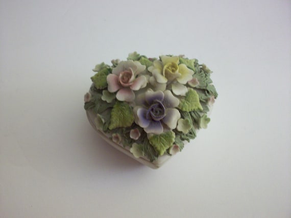 Lefton China Floral Heart Trinket Box, Vintage Le… - image 3