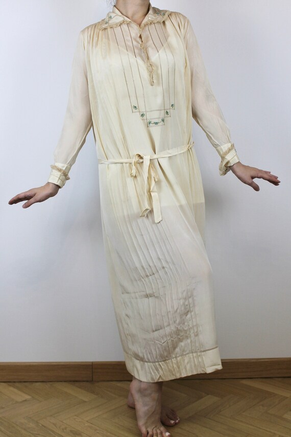 RARE 1920s Vintage Silk Nightgown, 20s Pleated Silk C… Gem