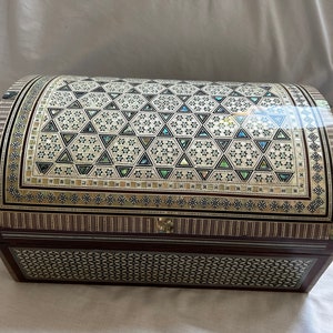 Egyptian Mother of Pearl Paua Shell Beech Wood Inlaid Jewelry Box Design Treasure Handmade Velvet inside  14&quot; X 9.5&quot; X 7&quot;  #225