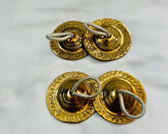 Handgemaakte Egyptische messing bekkens voor buikdansen, set van 4. Afmetingen: 1,75" en 2,5".