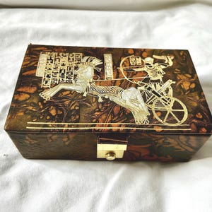 Egyptian Camel Leather Jewelry Box Queen Nefertiti Bust / Red Cow / King Tut Hunting / Ramses on Chariot Gold Embossed 7" x 4.25" # 53