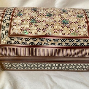 Egyptian Wood Inlaid Treasure Mother of Pearl Paua Shell Handmade Jewelry Box 8&quot; # 490