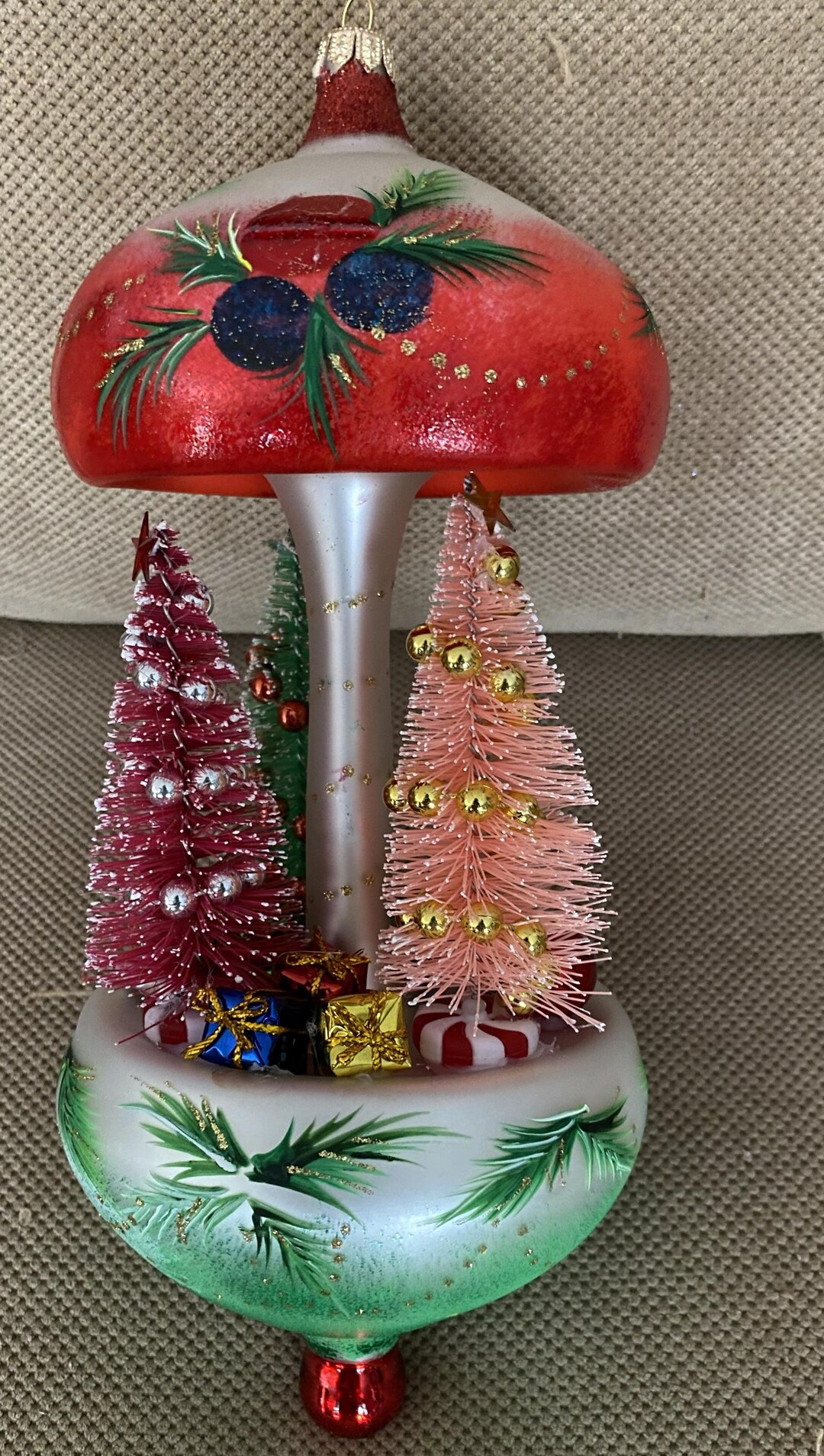 Beautiful New Italian Blown Glass Christmas in the Pines Carousel ...