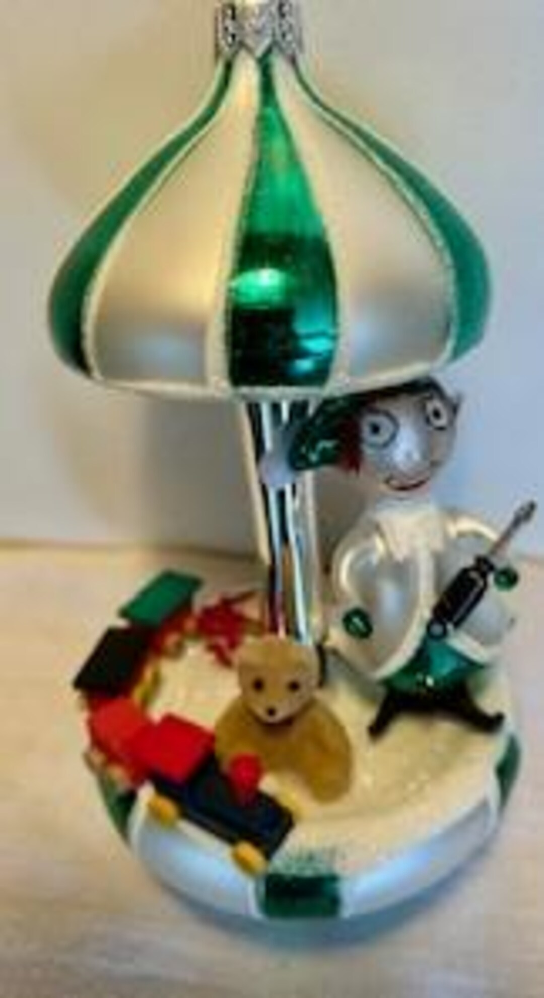Beautiful New Italian Blown Glass Green & Silver Elf With Train Twist ...