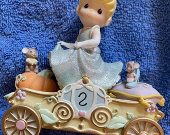 2010 Precious Moments Disney Showcase Cinderella Birthday Train Age 2