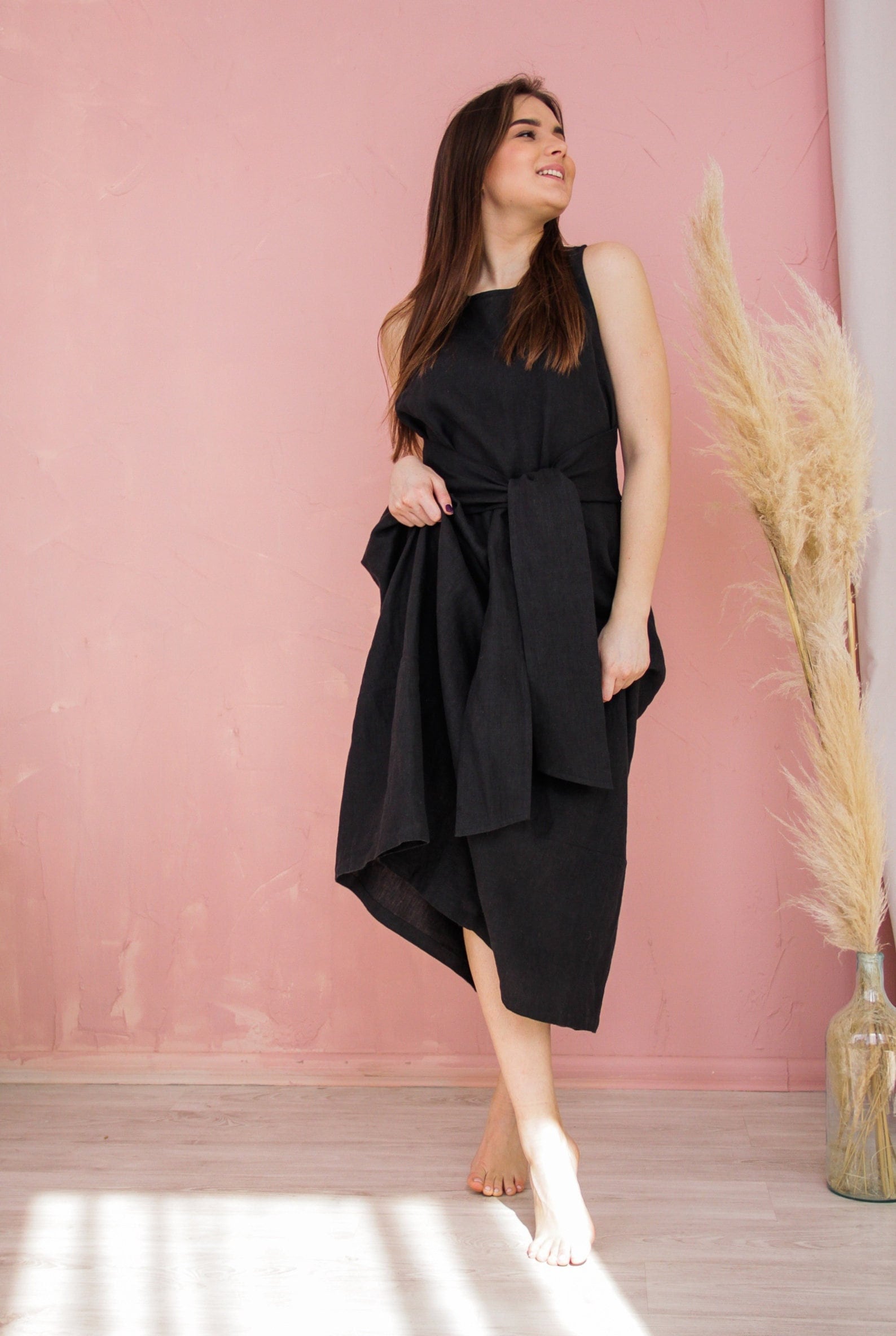 Abito lungo nero da donna, Abito in lino senza maniche, Abiti eleganti da donna, Elegante abito nero, Abito lungo nero da donna