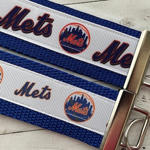 New York Mets Inspired Keychain, NY Mets key chain, Mets key fob, key ring, luggage tag, Mets merch, wrist strap, grad gift, Baseball