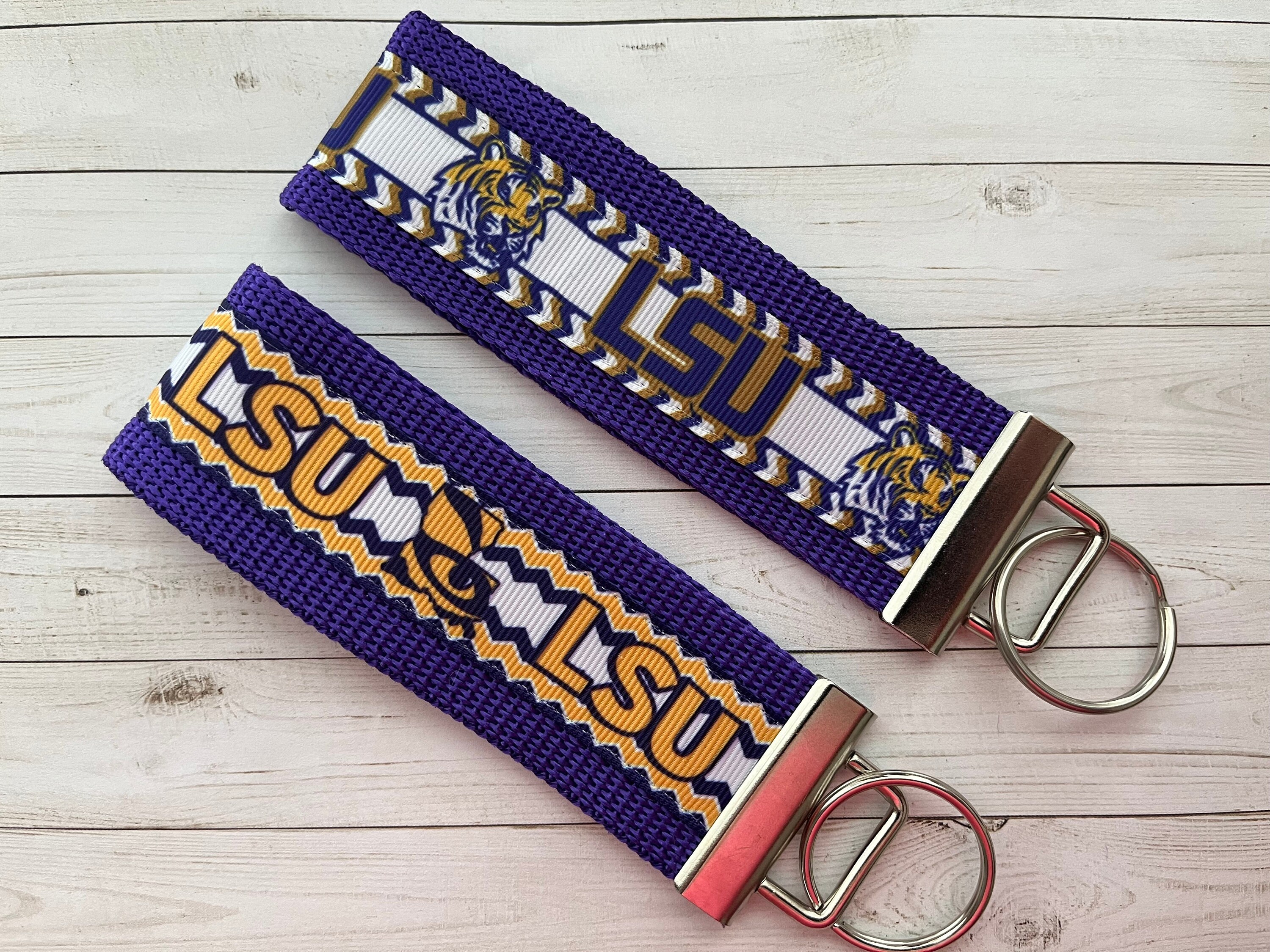 Alumni Hall Lsu Heritage Pewter Key Chain (Purple)