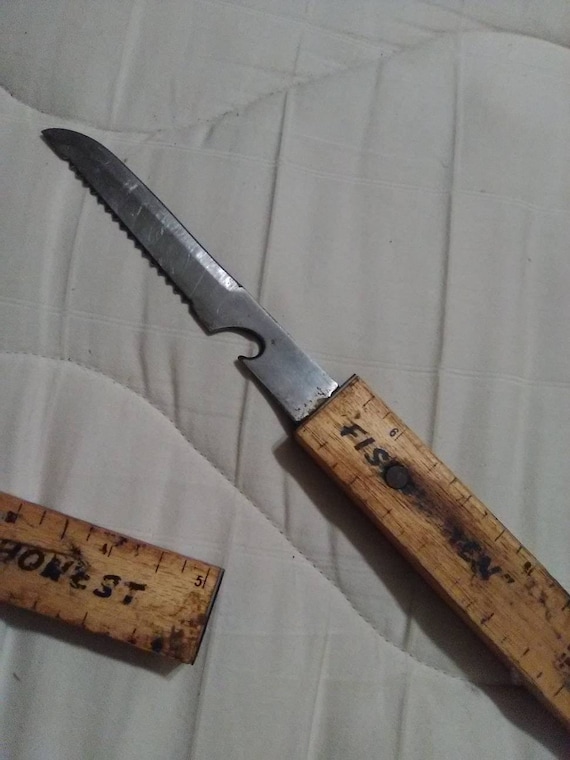 floating fishing knife