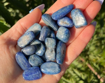 Natural Kyanite tumbled - purified with Palo Santo & infused with Reiki energy, stress and anxiety relief, spiritual awakening