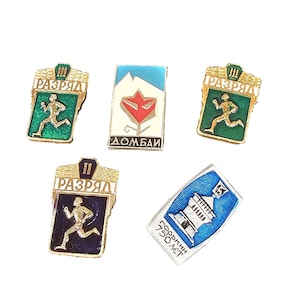 5 Vintage USSR Pin Badges CCCR Sport Gorki 750 year anniversary Dombai