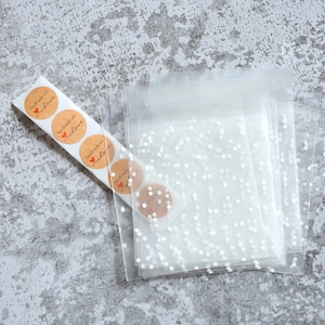 50 petits sachets transparents pour confiseries avec attaches