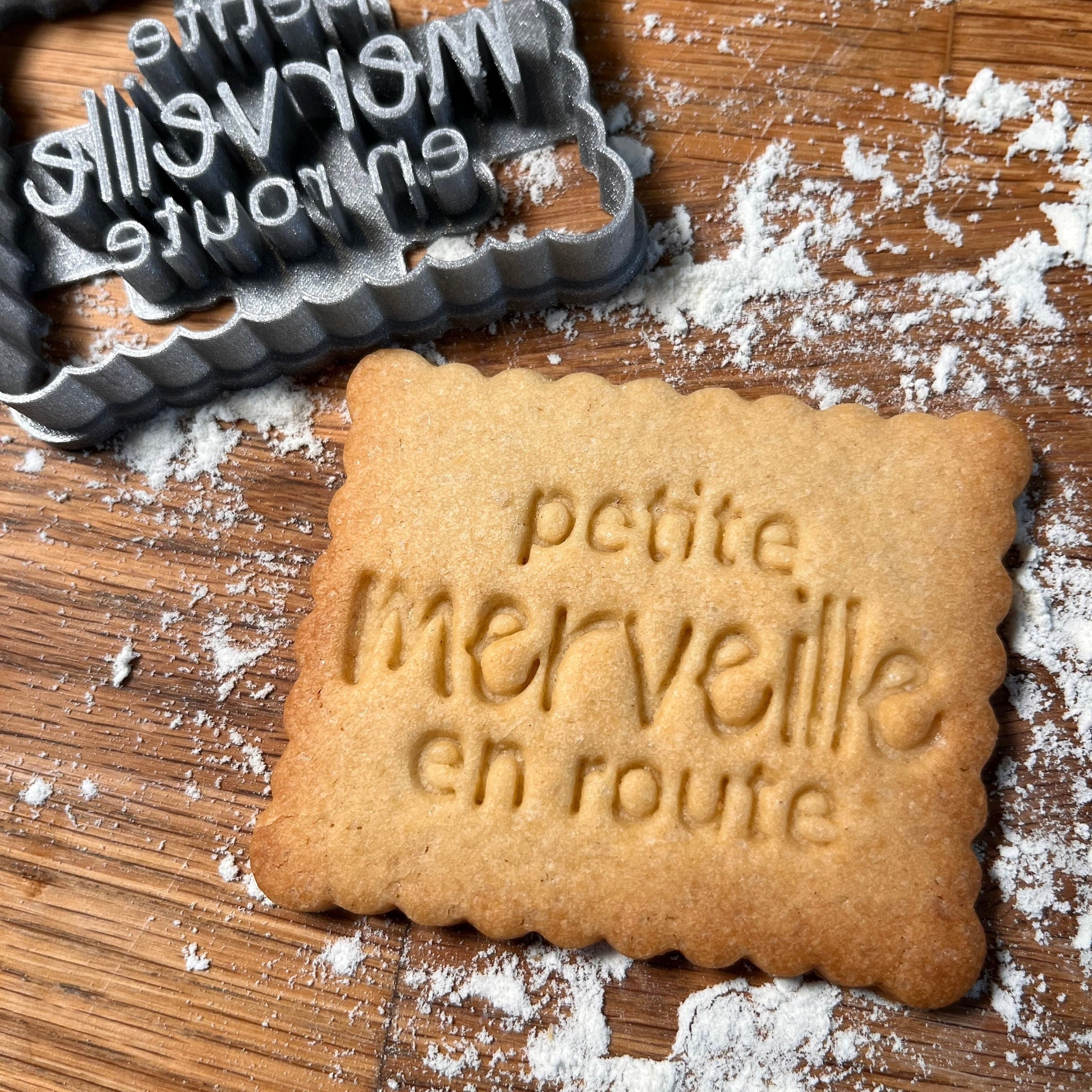 Emporte Pièce Personnalisé Petite Merveille En Route, Biscuit Personnalisé  Annonce Bébé, Moule Biscuits Grossesse -  France