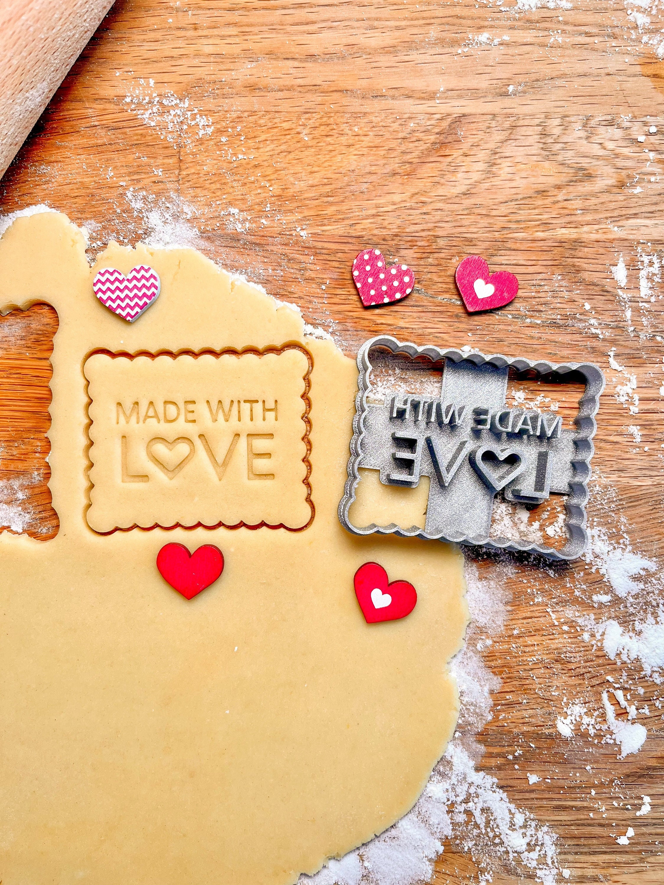 Spread Love with Valentine's Day Frame Cookie Cutter and Stamp Set -  Perfect for Heart-Shaped Cookies