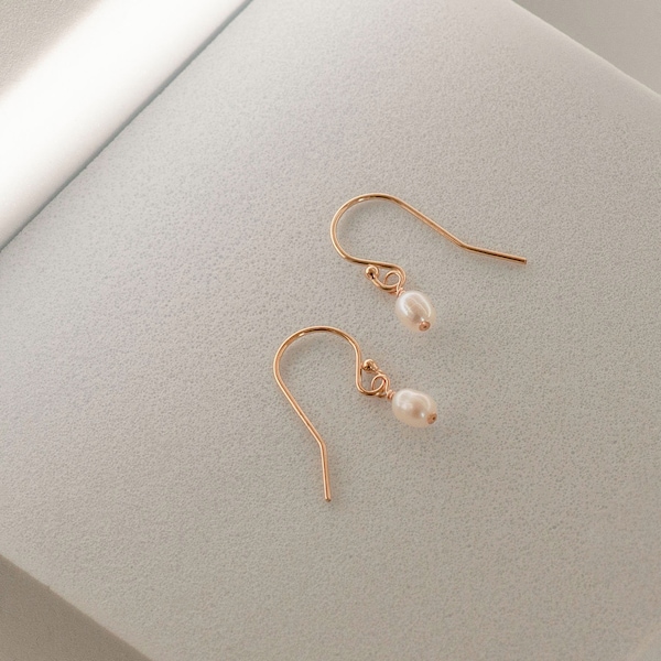 Dainty Pearl Drop Earrings | Tiny Pearl Earrings Dangle | Minimalist Pearl Earrings | Bridal Earrings Drop | Bridesmaid Earrings Pearl