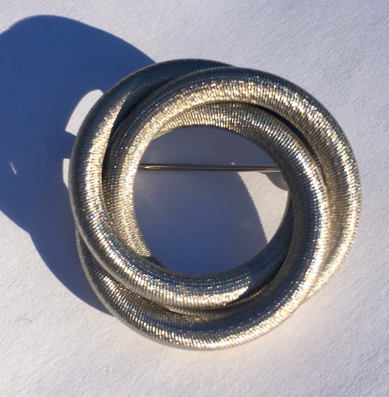 Vintage Silver Coiled Circle Brooch