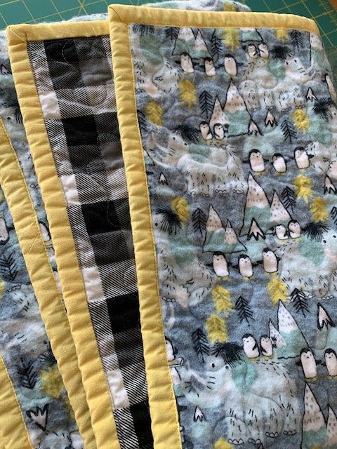 Penguin Baby Quilt - Etsy Penguin Baby Quilt - Etsy