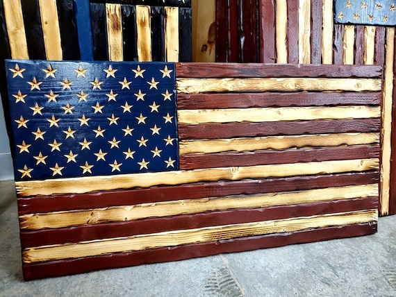Rustic American Flag Pallet Sign