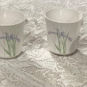 Set van 4 vintage Corning Ware Shadow Iris koffiekopjes mokken