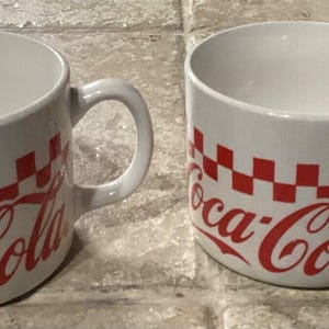 Set of 2 Vintage 1996 Coca Cola By Gibson Mugs