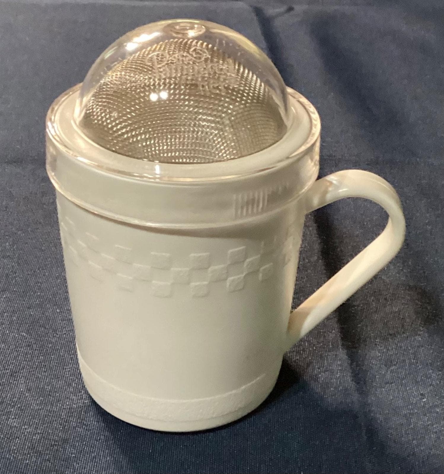 Vintage Pampered Chef Powdered Sugar Shaker With Plastic Stainless 