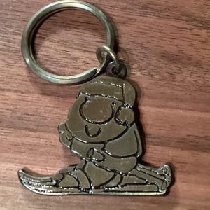 Vintage Solid Brass Ziggy Cartoon Key Ring Tom Wilson SKIING