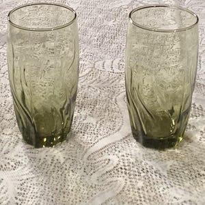 Set of 4 Anchor Hocking Central Park Ivy Green Swirl Drinking Glasses 6” Tall