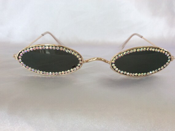 Swarovski Crystal Embellished, Silver Frame, Black Oval  display picture 1