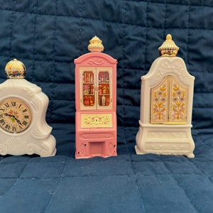 Vintage Perfume Bottles,Vintage Avon Perfume Bottles, Vanity Bottles