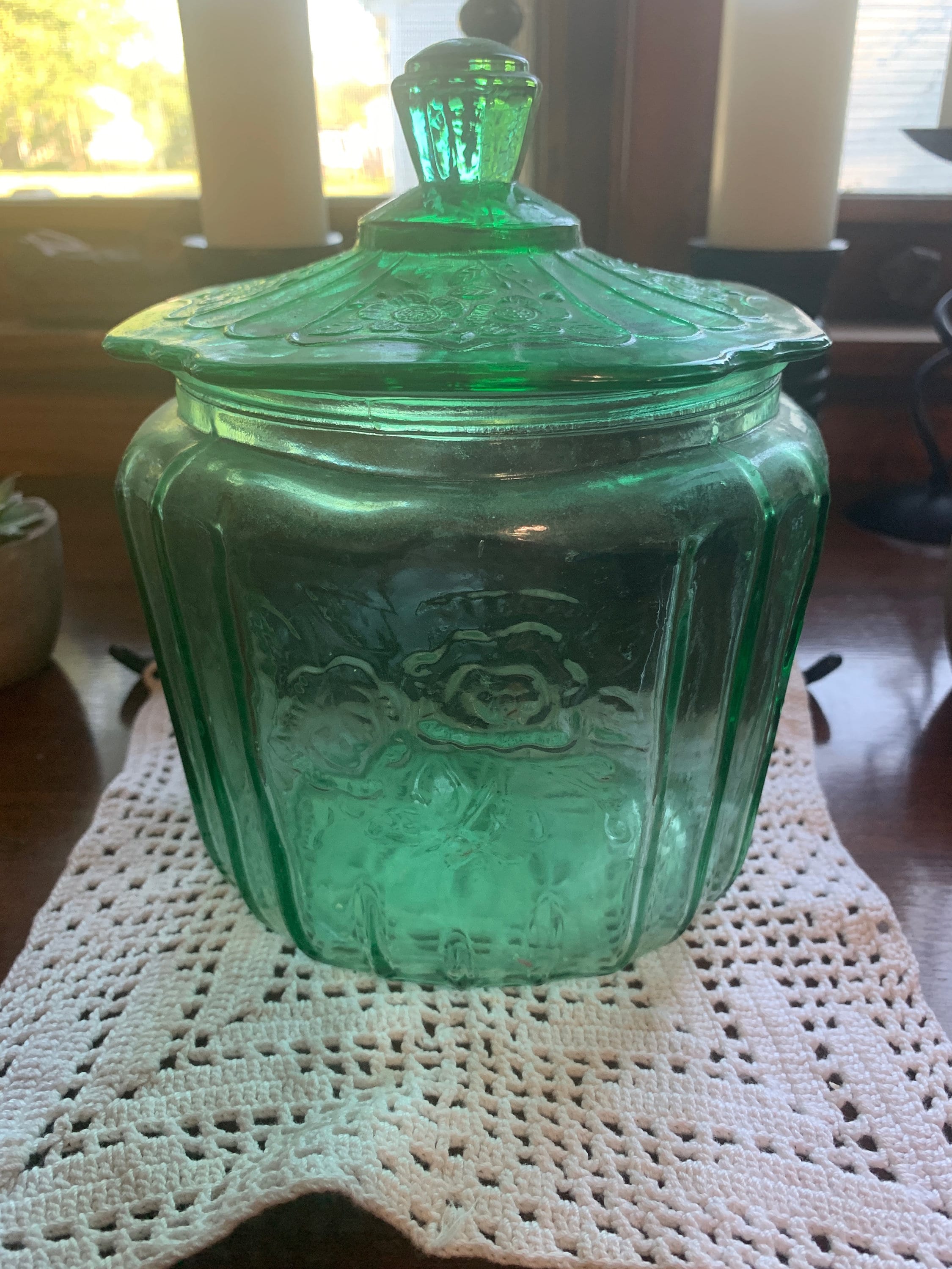 Outshine Vintage Cookie Jar & Cookie Cutters, Mint, Green