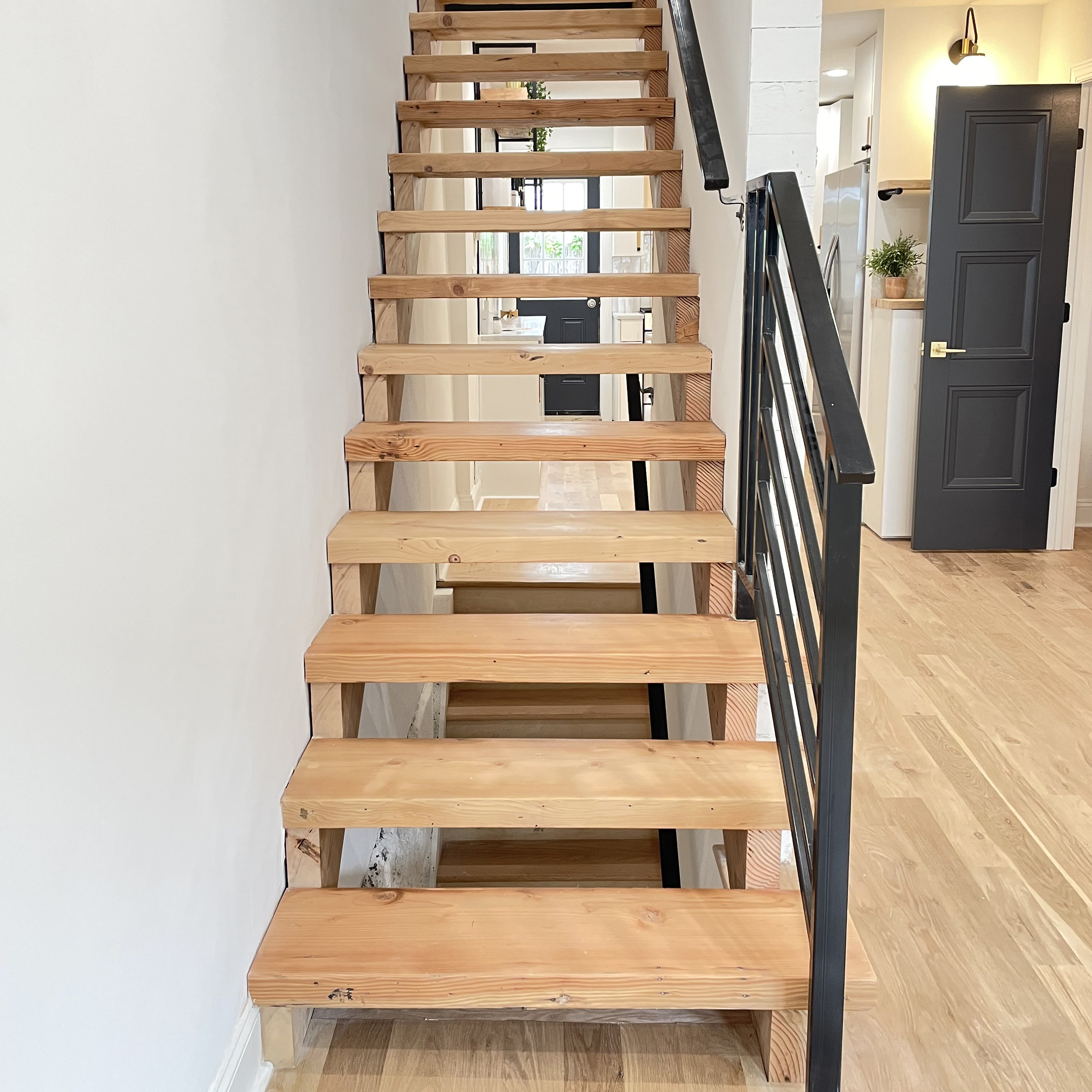 Buy Wholesale Vietnam Solid Hard Wood Stair Step/ Stair Treads Oem High  Quality Vietnam & Solid Hard Wood Stair Step/ Stair Treads Oem High at USD  3