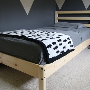 Twin Bed Frame Plans image 2
