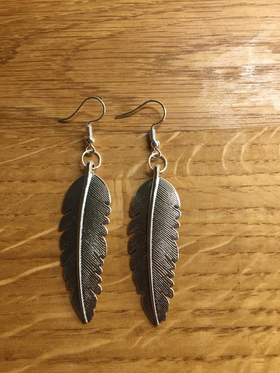 Pearl with Sterling Silver Feather Earring : Elysium Inc