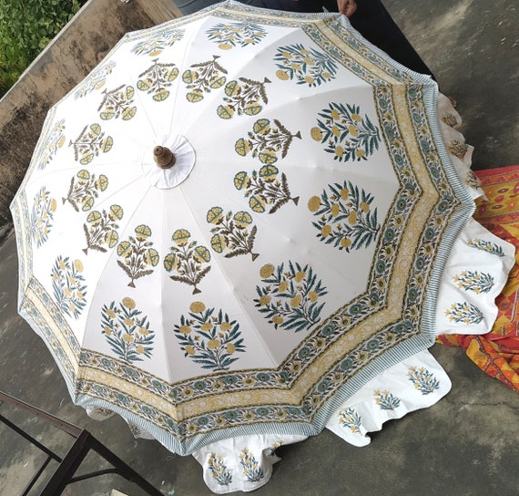 glucksteinhome 10 ft aluminum offset patio umbrella Best Choice Products 10ft Hanging Outdoor Market w/ Easy Tilt Adjustment 360 Degrees Rotating Size:196 8 Airoh Commander 2 Doom