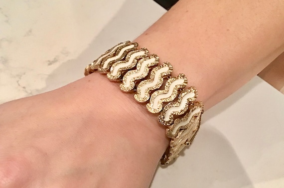 Rare Sarah Coventry, Gold & White Enamel Bracelet… - image 1
