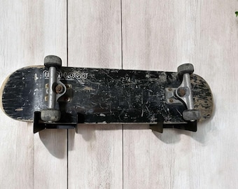 Skateboard wall mount gift, custom gift, home decor wall hanging art, personalized gift, gift for him, vintage decor