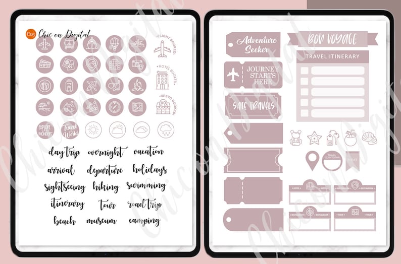 Pode incluir: Uma p&aacute;gina de planejador digital com adesivos tem&aacute;ticos de viagens em rosa e branco. Os adesivos incluem &iacute;cones para viagens, f&eacute;rias e aventura. A p&aacute;gina tamb&eacute;m inclui uma se&ccedil;&atilde;o de itiner&aacute;rio de viagem com linhas em branco para escrever.