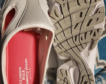 Memory foam slip on shoes