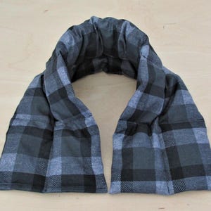 EXTRA LONG 30" heated neck wrap + Gift for dad + Dad birthday gift + Christmas gift + Father's Day gift + Gift for man +  Black gray plaid