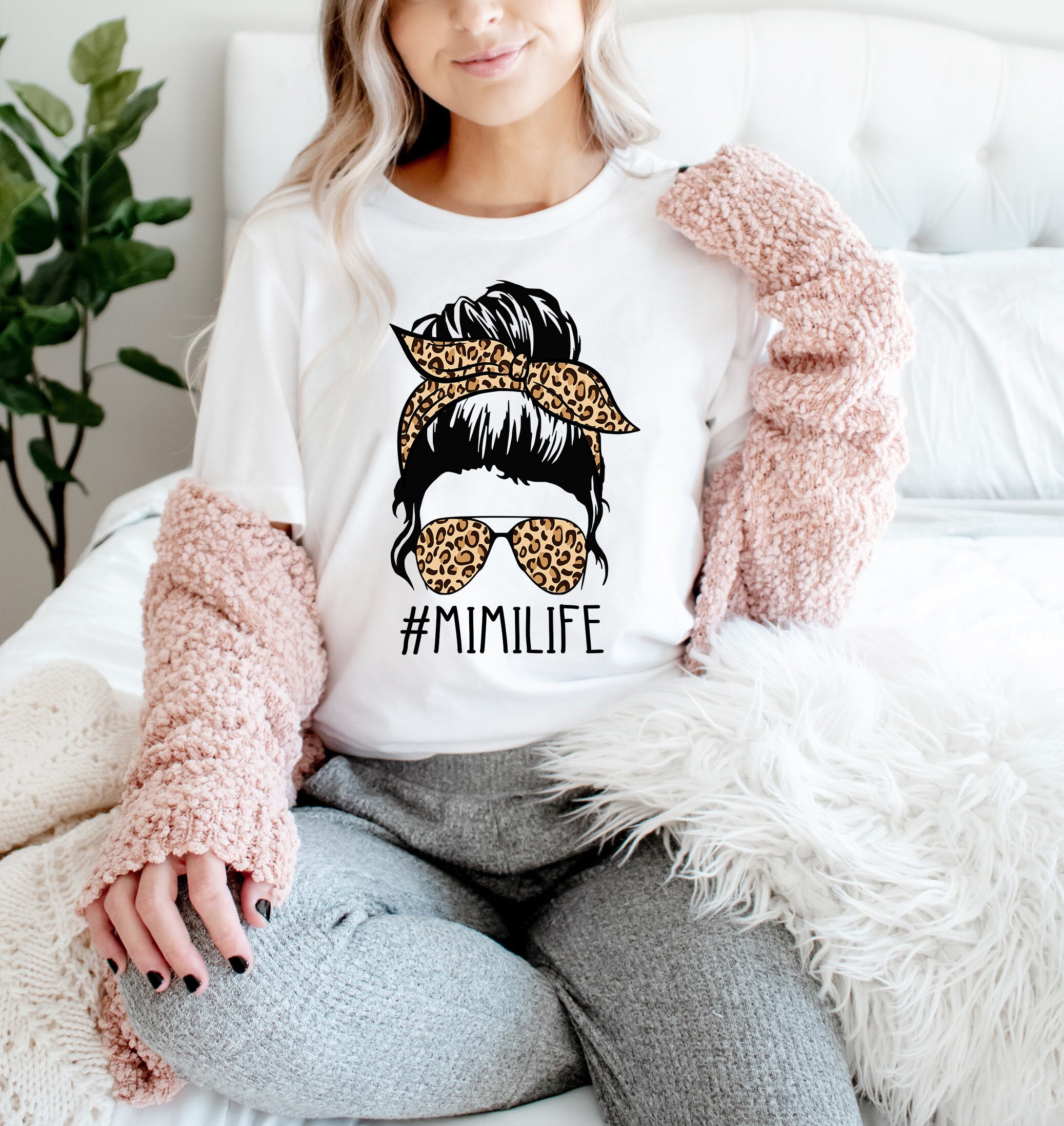 gray tunic shirt