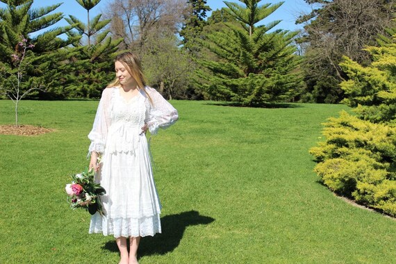 Vintage wedding dress ‘orchid’