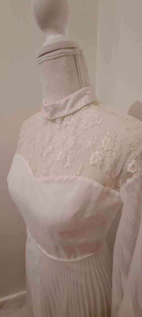Vintage wedding gown pleated long sleeves