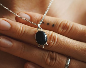 Black obsidian dainty sterling silver 925 pendant, Obsidian small cabochon silver chain necklace, Delicate details gem handmade necklace