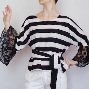 Striped long sleeves ruffles crop top White /Black One size