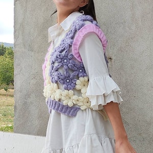 Crochet knit Vneck flower vest, crochet sweater image 2